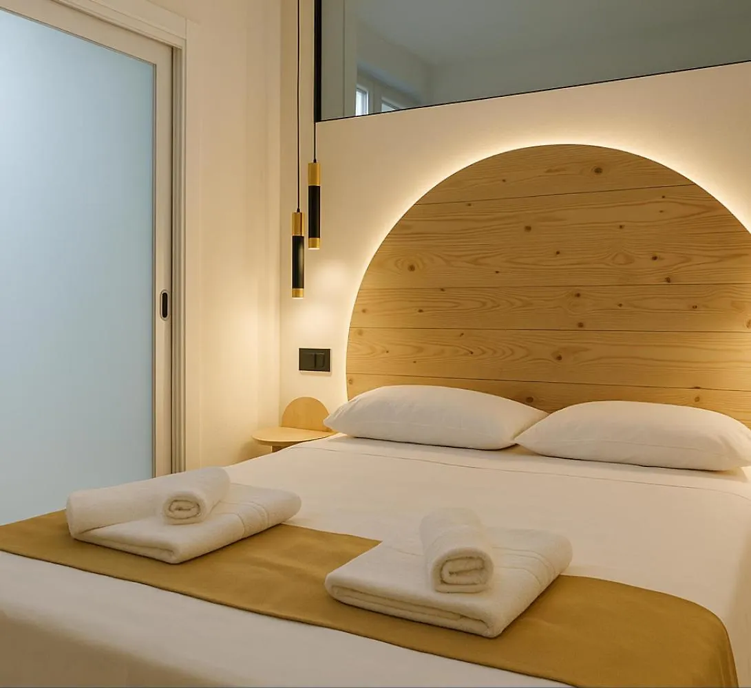 Zelun Suite Torremolinos Center 스페인